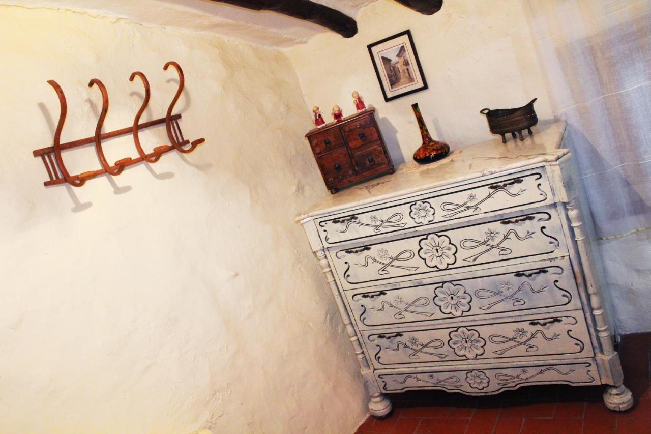 Vivienda De Estilo Rustico Con Piscina La Grana Villa บูยาส ภายนอก รูปภาพ